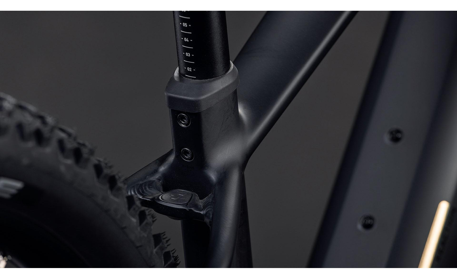 VTT électriques VTTAE Cube Reaction Hybrid Pro 800...