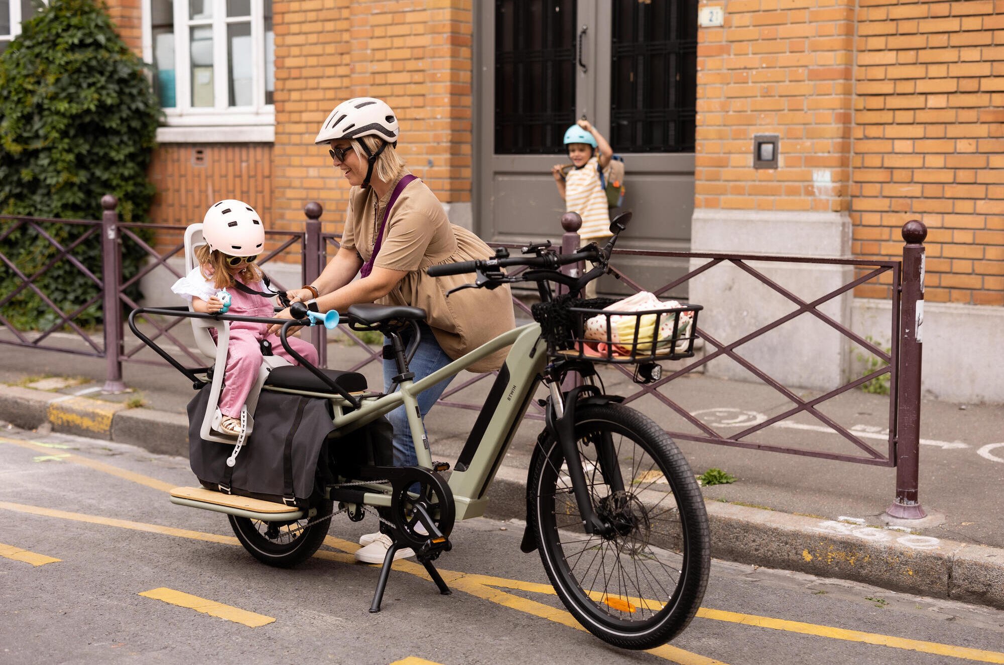 Vélo Cargo électrique Longtail R500E BTWIN – Image 4
