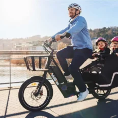 vélo cargo électrique familial U-Cargo Family