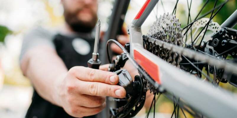 Le débridage d'un vélo électrique risques légaux et dangers techniques